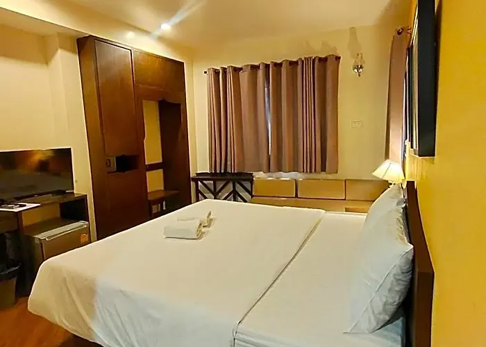 Vinary Sukhumvit Hotel